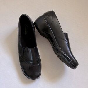 Clarks Blackberry Leather Slip On Loafers Black Casual Women’s 10